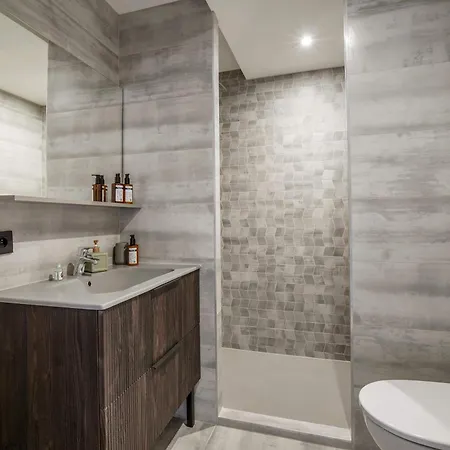 Appartement Exclusive Penthouse - Sauna, Ski-in Ski-out, Panoramic Views, Balcony *