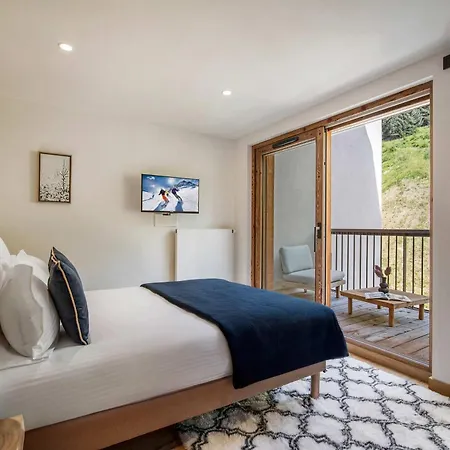 Exclusive Penthouse - Sauna, Ski-in Ski-out, Panoramic Views, Balcony * Courchevel