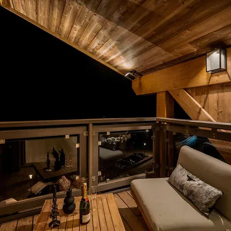 Exclusive Penthouse - Sauna, Ski-in Ski-out, Panoramic Views, Balcony Апартаменты