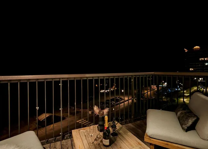 Exclusive Penthouse - Sauna, Ski-in Ski-out, Panoramic Views, Balcony * Courchevel