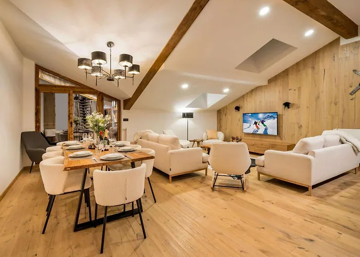 Exclusive Penthouse - Sauna, Ski-in Ski-out, Panoramic Views, Balcony * Courchevel