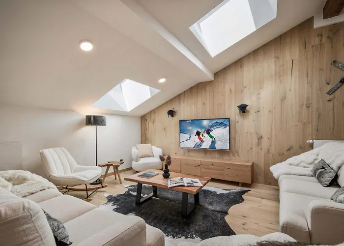 Exclusive Penthouse - Sauna, Ski-in Ski-out, Panoramic Views, Balcony * Courchevel