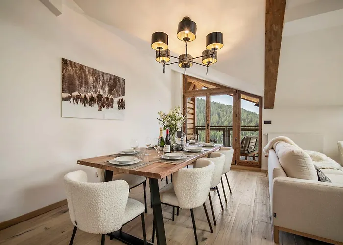 Exclusive Penthouse - Sauna, Ski-in Ski-out, Panoramic Views, Balcony *