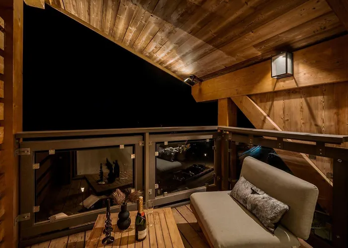 Exclusive Penthouse - Sauna, Ski-in Ski-out, Panoramic Views, Balcony Lejlighed