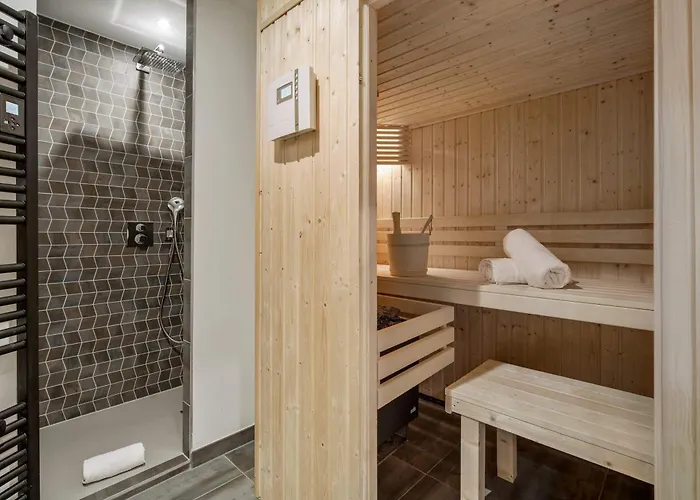 Exclusive Penthouse - Sauna, Ski-in Ski-out, Panoramic Views, Balcony Lejlighed