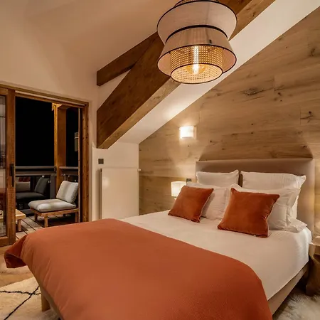 Exclusive Penthouse - Sauna, Ski-in Ski-out, Panoramic Views, Balcony *